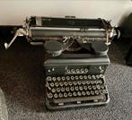Nostalgie ten top. Prachtige vintage typemachine Royal, Ophalen