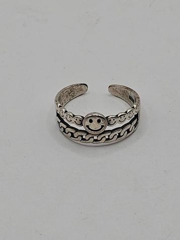 Zilveren Smiley Ring beschikbaar voor biedingen