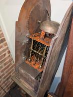 Oude Friese staartklok €200., Ophalen