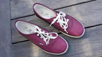 Schoenen maat 41, glim bordeaux, rood sport/gymschoen beschikbaar voor biedingen
