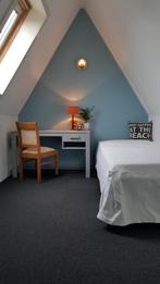 WOOOD Bureau Dennis - Betongrijs - 75x125x58 cm, Ophalen, Zo goed als nieuw, Bureau