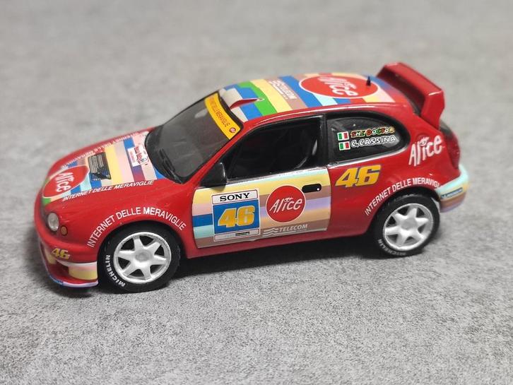 Toyota Corolla - Valentino Rossi - Monza Rally 2004, Hobby en Vrije tijd, Modelauto's | 1:43, Zo goed als nieuw, Auto, Overige merken
