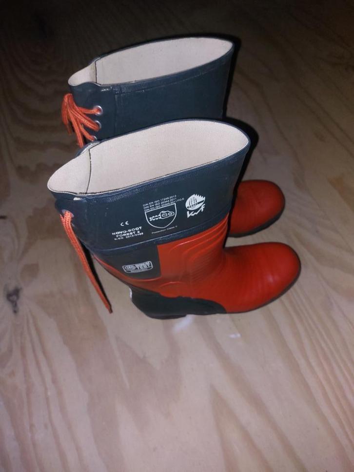 Novo-boot motorzaaglaarzen Forest 2 nieuw maat 42, 46, Tuin en Terras, Werkkleding, Nieuw, Heren, Laarzen, Ophalen of Verzenden