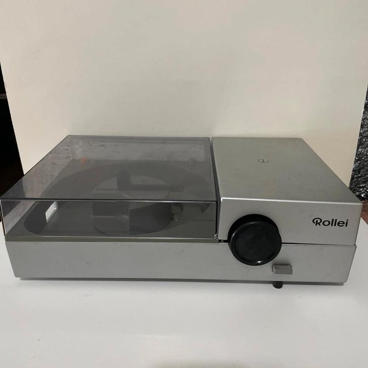 Rollei P37A autofocus diaprojector, Audio, Tv en Foto, Diaprojectors, Refurbished, Ophalen of Verzenden