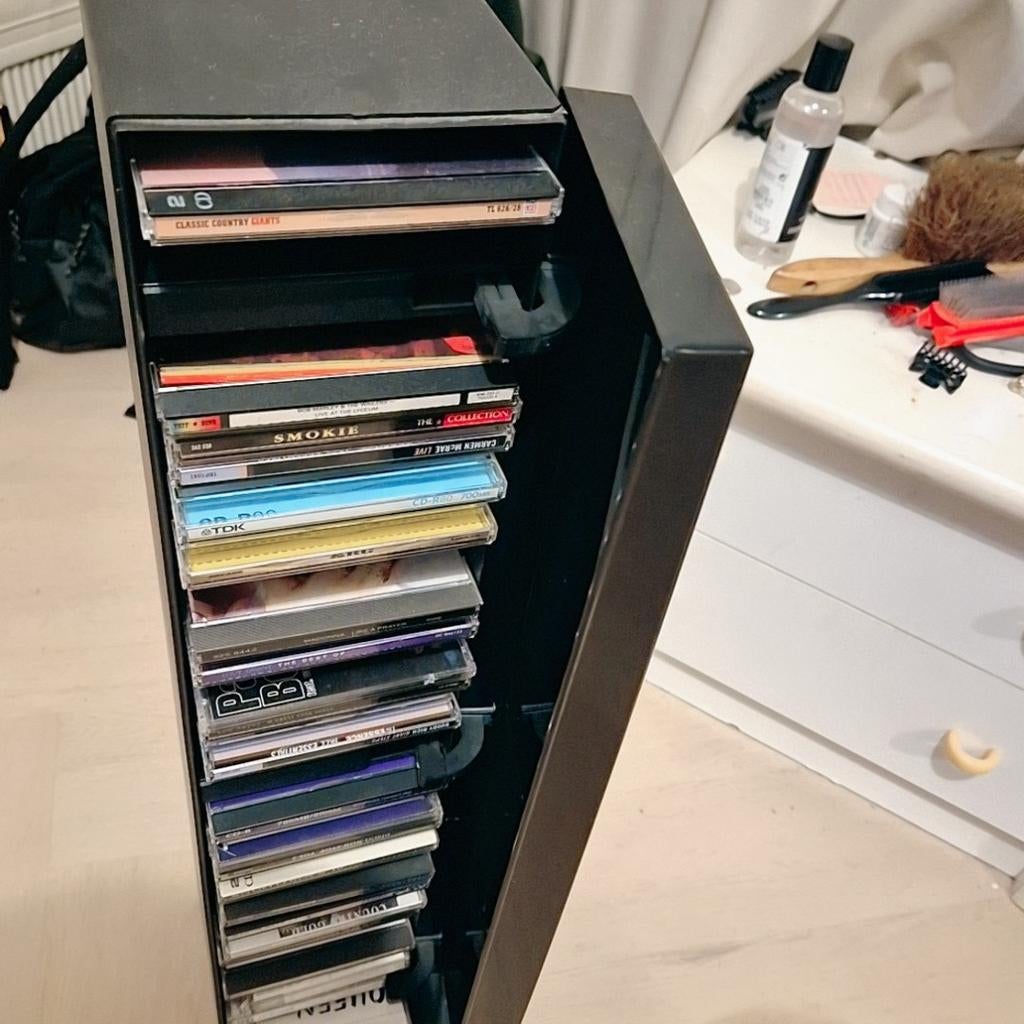 CD Rek / CD Kast, Ophalen, Gebruikt, Metaal, 25 tot 75 discs