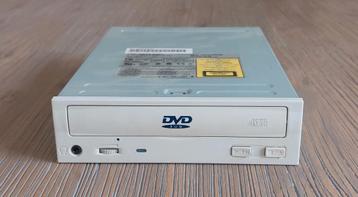 Vintage DVD-ROM Drive Lite-On LTD-122 beschikbaar voor biedingen