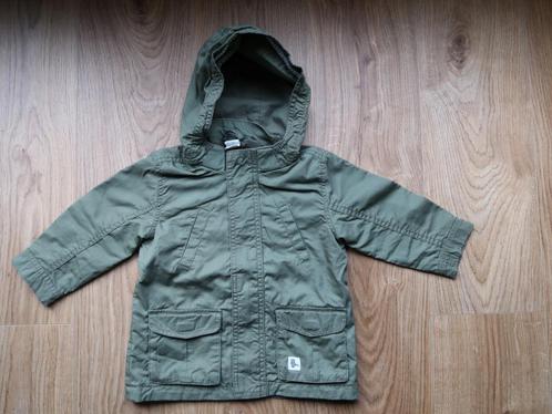 Groene zomerjas maat 86 (H&M), Kinderen en Baby's, Babykleding | Maat 86, Zo goed als nieuw, Jongetje, Jasje, Ophalen of Verzenden