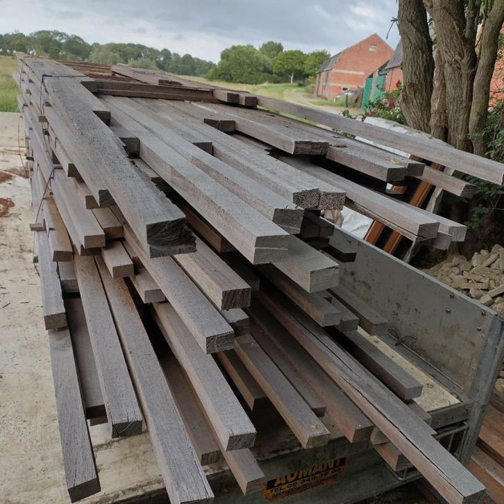 Partij Basralocus hardhouten regels latten balkjes, Tuin en Terras, Palen, Balken en Planken, Nieuw, Overige typen, 250 cm of meer
