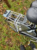 Mooie gazelle fiets heeft wel nieuwe banden nodig, Fietsen en Brommers, Fietsaccessoires | Fietstassen, Ophalen of Verzenden, Zo goed als nieuw