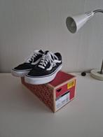 Vans old skool black/white size EUR 37.0, Ophalen of Verzenden, Zo goed als nieuw, Sneakers of Gympen, Zwart
