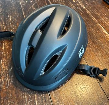 Urban iki fietshelm aan, maat S 48-52 cm hoofdomtrek. beschikbaar voor biedingen