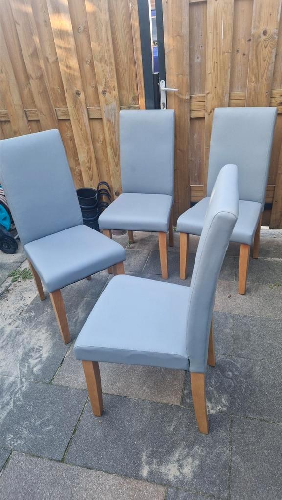 4 x eetkamerstoel z.g.a.n., Huis en Inrichting, Stoelen, Zo goed als nieuw, Grijs, Ophalen