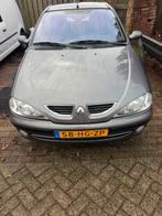 Renault Mégane 1.6 16V Expr HB AUT Euro 2000 2001 Grijs, Auto's, 1250 kg, 4 cilinders, 49 €/maand, 107 pk