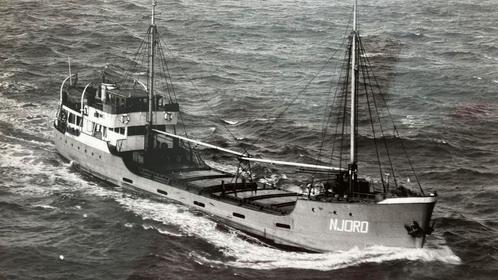 NJORD  1939 P. van Wering werf E.J. Smit  Skyfoto, Verzamelen, Scheepvaart, Gebruikt, Kaart, Foto of Prent, Motorboot, Ophalen of Verzenden
