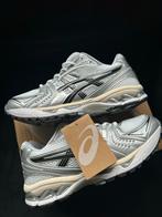 Asics Kayano 14 -, Ophalen of Verzenden, Nieuw, Sneakers of Gympen
