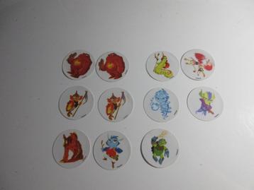 Dungan munten en stickers met bewaarzakje (C1000) beschikbaar voor biedingen