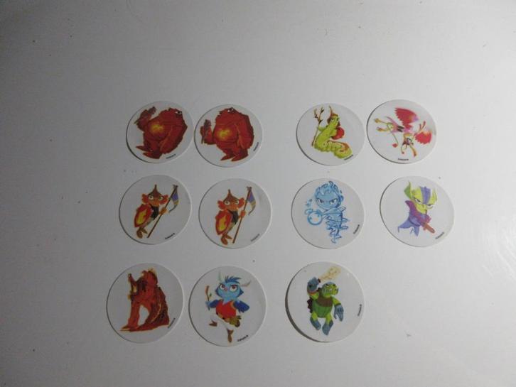 Dungan munten en stickers met bewaarzakje (C1000), Verzamelen, Supermarktacties, C1000, Ophalen of Verzenden