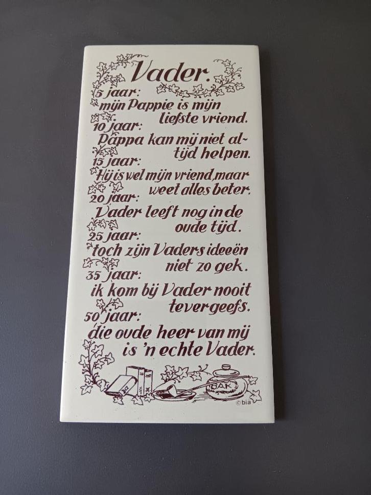Wandtegel met tekst “Vader”, Huis en Inrichting, Woonaccessoires | Tekstborden en Spreuken, Gebruikt, Ophalen of Verzenden