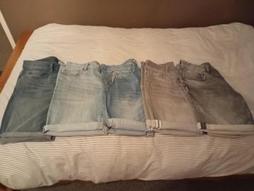 Jeans korte broeken beschikbaar voor biedingen