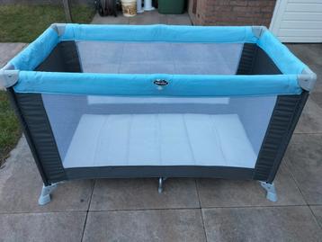Babideal babybed met babyplanet matras.  beschikbaar voor biedingen