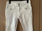 Witte.   Cropped.   Broek.  super leuk model!!  Mt 42, Kleding | Dames, Maat 42/44 (L), Wit, Zo goed als nieuw, Driekwart