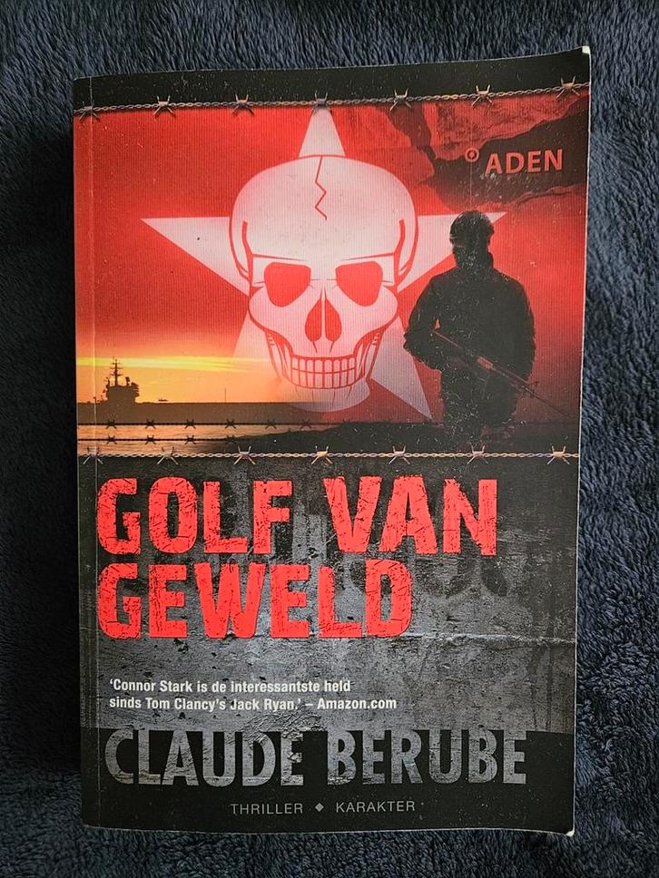 Claude Berube - Golf van geweld, Boeken, Thrillers, Gelezen, Ophalen of Verzenden