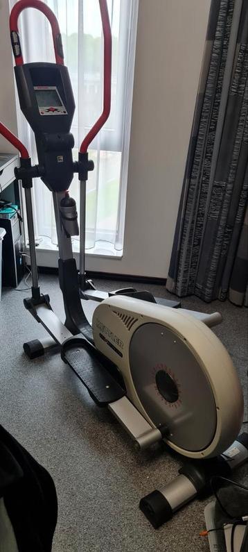 Te Koop Zeer degelijke Kettler Crosstrainer.  beschikbaar voor biedingen