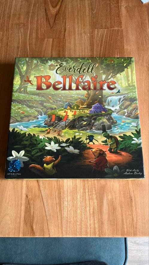 Everdell Bellfaire (uitbreiding, Engels), Hobby en Vrije tijd, Gezelschapsspellen | Bordspellen, Zo goed als nieuw, Ophalen of Verzenden