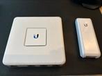 Unifi Security Gateway (USG) + Cloud Key, Computers en Software, Ophalen of Verzenden, Gebruikt