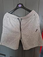 Nike tech fleece korte broek NIEUW maat L, Ophalen of Verzenden, Maat 56/58 (XL), Grijs, Nike