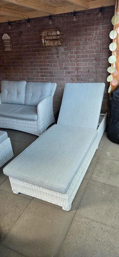 Ligbed intenso met kussen van Kees Smit, Tuin en Terras, Ligbedden, Zo goed als nieuw, Wicker, Ophalen