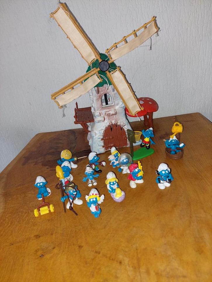 Smurfen met molen, Verzamelen, Smurfen, Zo goed als nieuw, Verschillende Smurfen, Ophalen of Verzenden