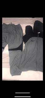 Nike running,nike trainingspak, Maat 52/54 (L), Verzenden, Zwart, NIKE