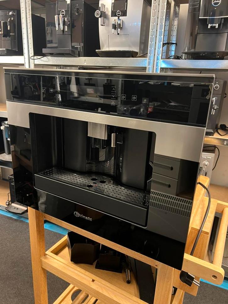 Bauknecht inbouw, Witgoed en Apparatuur, Koffiezetapparaten, Zo goed als nieuw, Gemalen koffie, Koffiebonen, Koffiemachine, 10 kopjes of meer