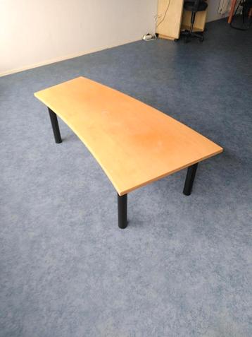 Salontafel beschikbaar voor biedingen
