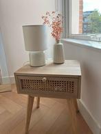 Nachtkastje hout, Huis en Inrichting, Slaapkamer | Nachtkastjes, Ophalen of Verzenden, Zo goed als nieuw, Hout, Minder dan 45 cm