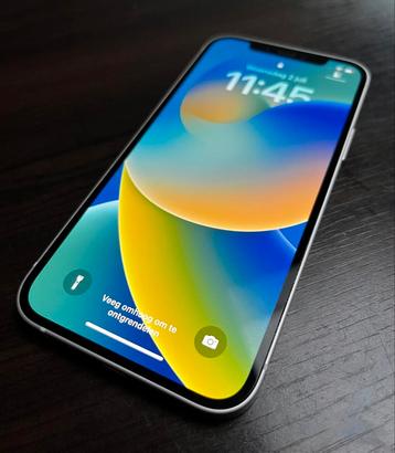 Apple iPhone 12 - 64 GB - wit - in zeer goede staat beschikbaar voor biedingen