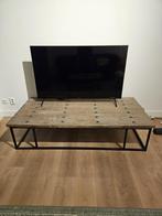 Salon tafel van oude kasteeldeur groot, Huis en Inrichting, Ophalen, 50 tot 100 cm, Zo goed als nieuw, Minder dan 100 cm