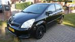 Toyota Verso 1.6 VVT-i Terra, Auto's, Toyota, 65 €/maand, Gebruikt, Zwart, 4 cilinders