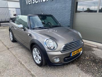 Mini Mini Cabrio 1.6 Cooper pdc union jack stoelverwarming beschikbaar voor biedingen