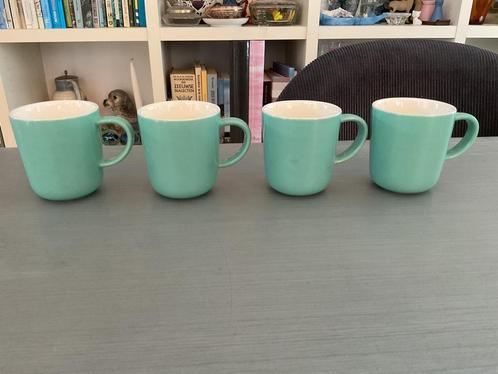 4x HEMA Chicago koffiekopjes donker mintgroen 130 ml, Huis en Inrichting, Keuken | Servies, Zo goed als nieuw, Kop(pen) en/of Schotel(s)