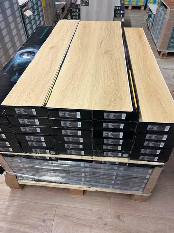 Click PVC Vloer met Ondervloer 74,20 m2 totaal beschikbaar voor biedingen