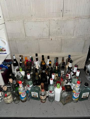 Legen drank flessen collectie tekoop beschikbaar voor biedingen