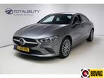 Mercedes-Benz CLA-Klasse 200 COUPE Business 164 PK | Leer |, Auto's, Mercedes-Benz, Gebruikt, 4 cilinders, Bedrijf, 165 pk