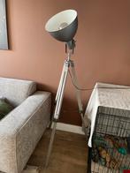 Groen/Grijze Driepoot Lamp, Ophalen, Gebruikt, Hout, 100 tot 150 cm