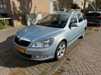 Skoda Octavia 1.2 TSI Elegance Bns 2011 Blauw, Auto's, Skoda, Euro 5, Stof, Zwart, 4 cilinders
