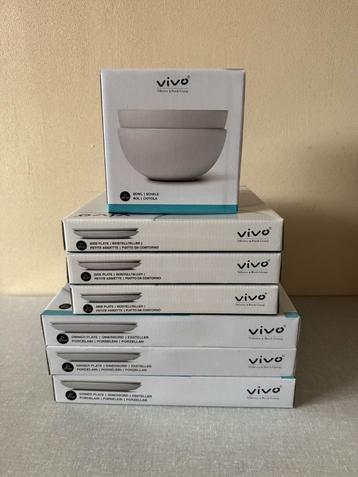12 NIEUWE borden VIVO van Villeroy & Boch 21 en 27 CM Ø beschikbaar voor biedingen