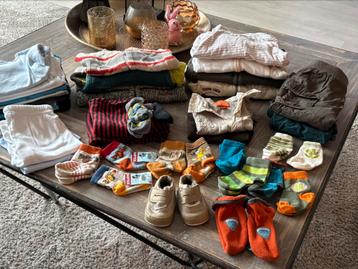 Babykleding pakket beschikbaar voor biedingen