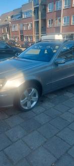 Mercedes Benz w211 220cdi combi bouwjaar 2003, Automaat, Zwart, 4 cilinders, Stationwagon