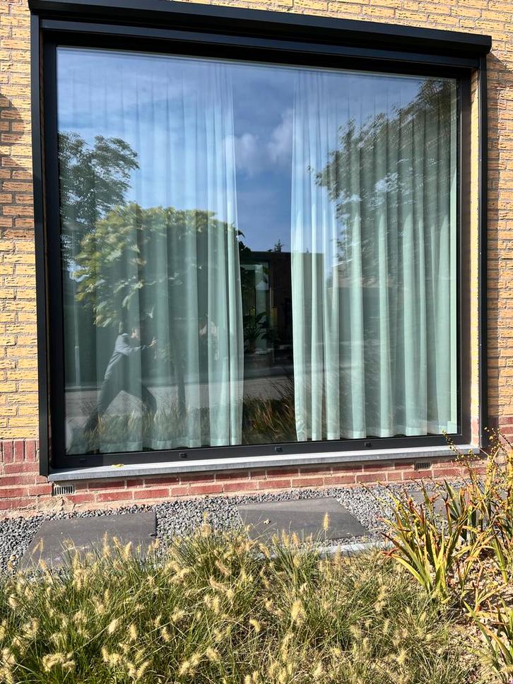 Grijze Zip Screen met Motor - 270x255cm, Doe-het-zelf en Verbouw, Rolluiken, Gebruikt, 200 cm of meer, Grijs, Elektrische bediening
